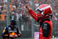 Leclerc kalahkan Verstappen demi pole position Grand Prix Australia